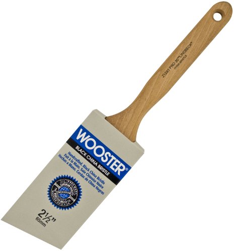 Wooster® Z1293-21/2 Pro 30 Lindbeck Black China Bristle Angle Sash Brush, 2-1/2"