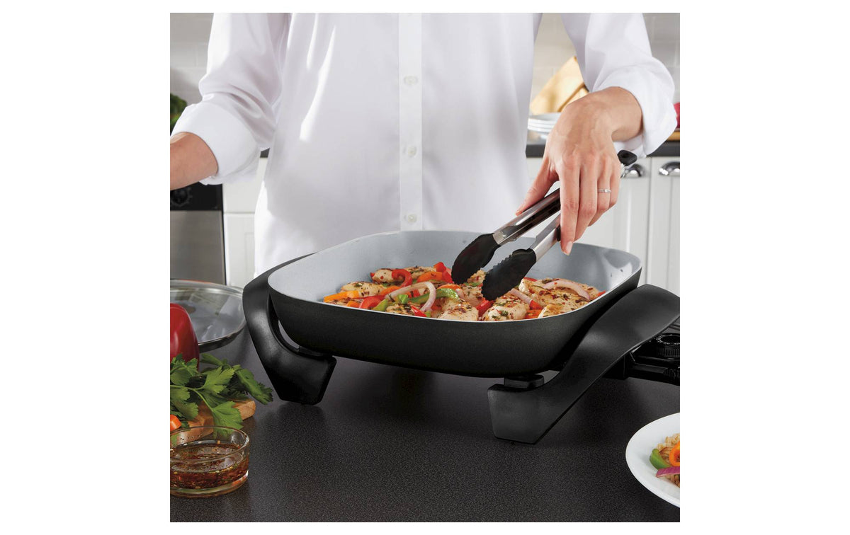 BRAND NEW PRESTO 16 CERAMIC ELECTRIC SKILLET WITH GLASS LID MODEL NUMBER  06856
