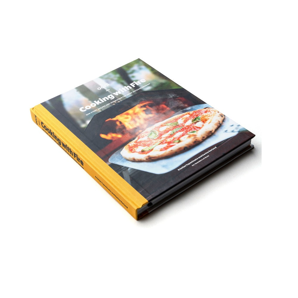 Ooni UU-P06200 Cooking with Fire Cookbook